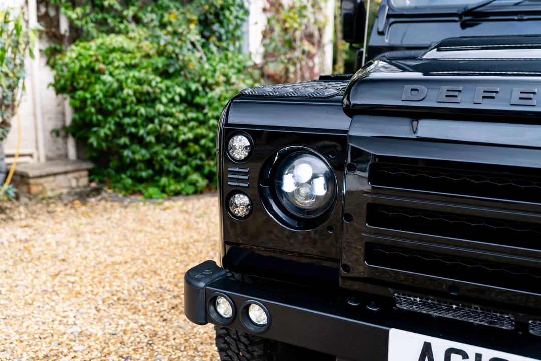 2013 Land Rover Defender 110 - Image 20 of 31
