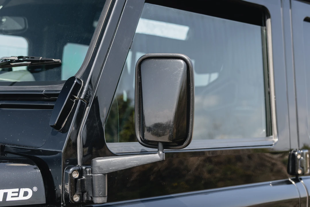 2013 Land Rover Defender 110 - Image 24 of 31