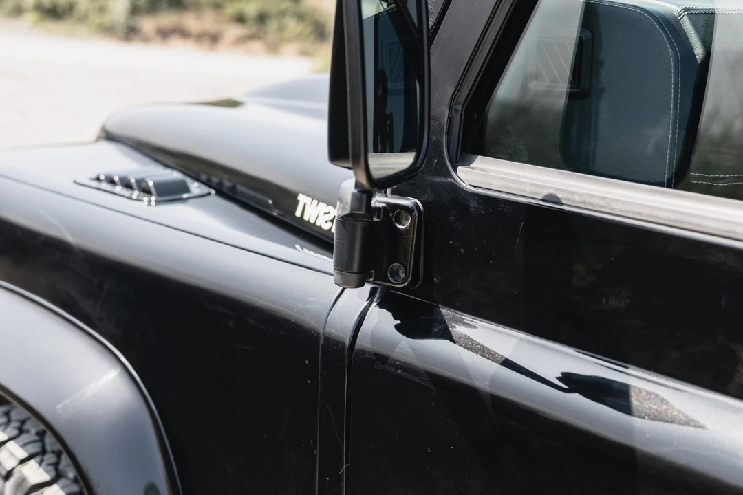 2013 Land Rover Defender 110 - Image 26 of 31