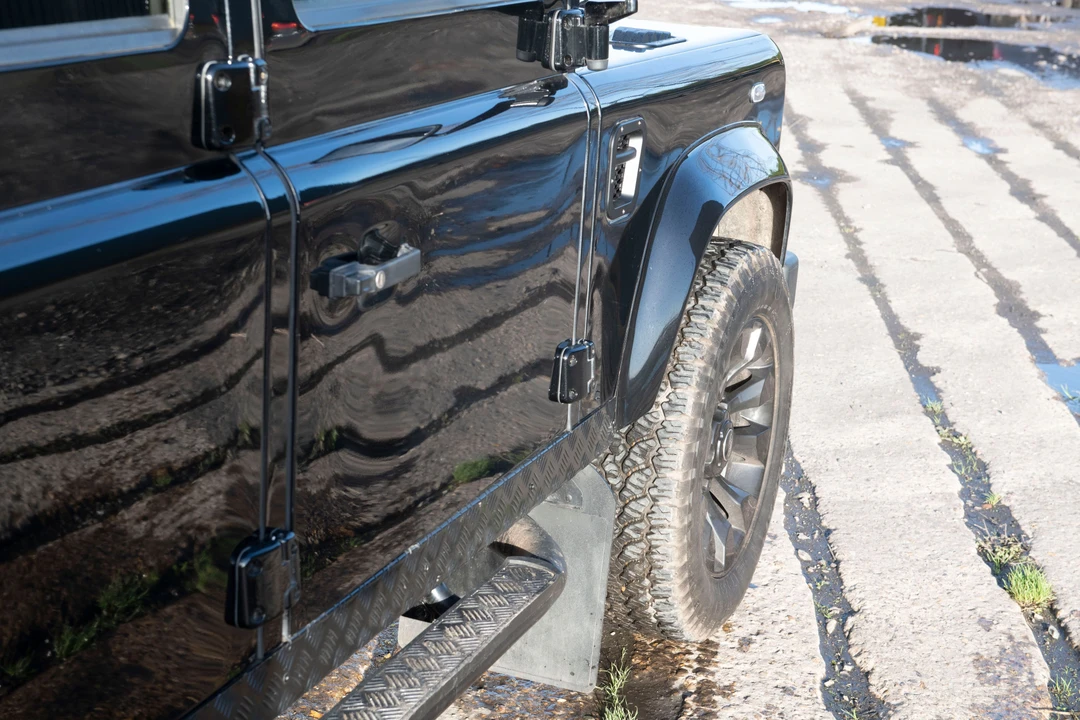 2013 Land Rover Defender 110 - Image 2 of 19