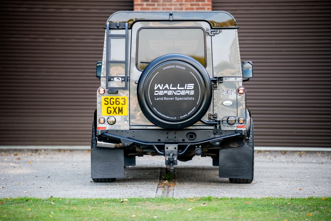 2013 Land Rover Defender 110 - Image 6 of 31