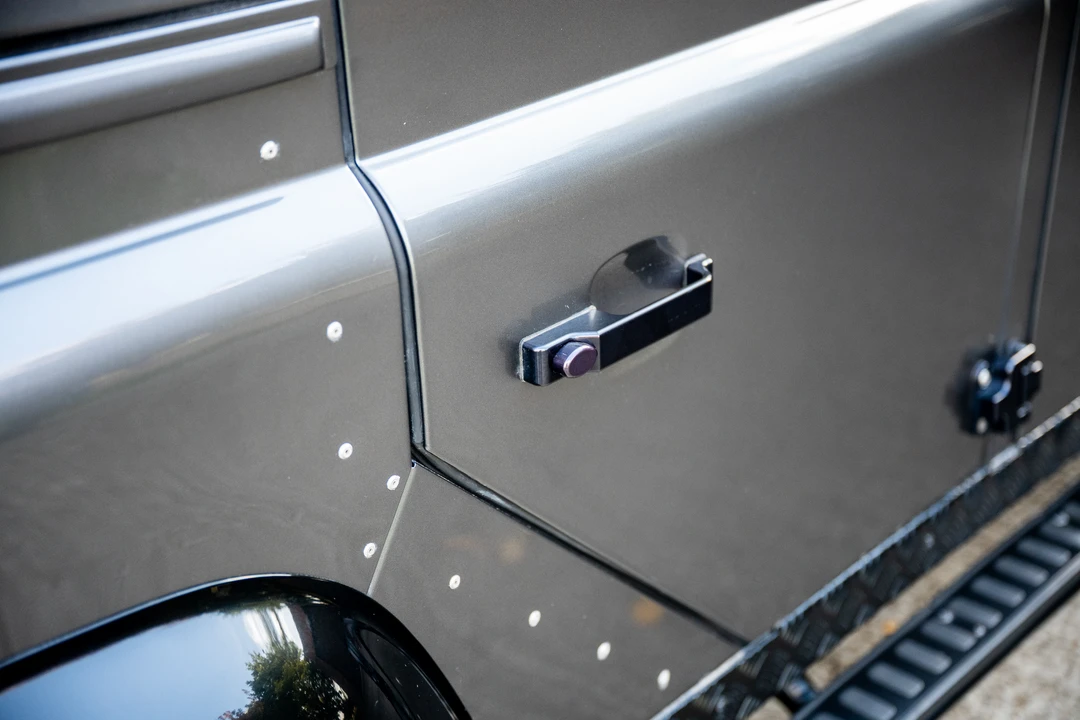2013 Land Rover Defender 110 - Image 13 of 31