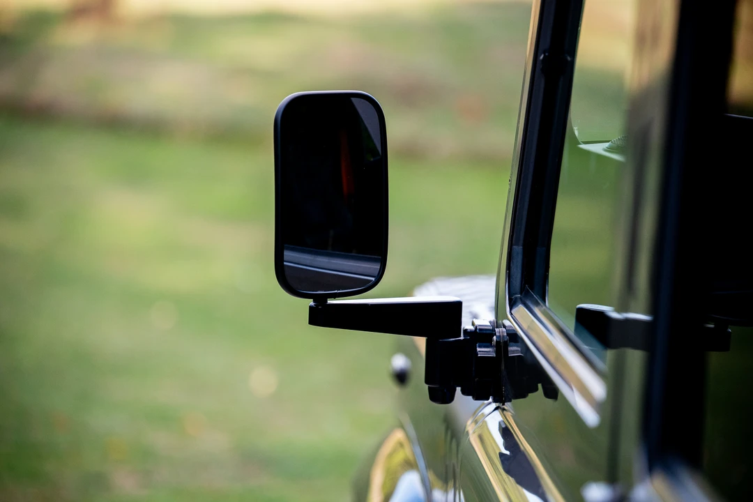 2013 Land Rover Defender 110 - Image 22 of 31
