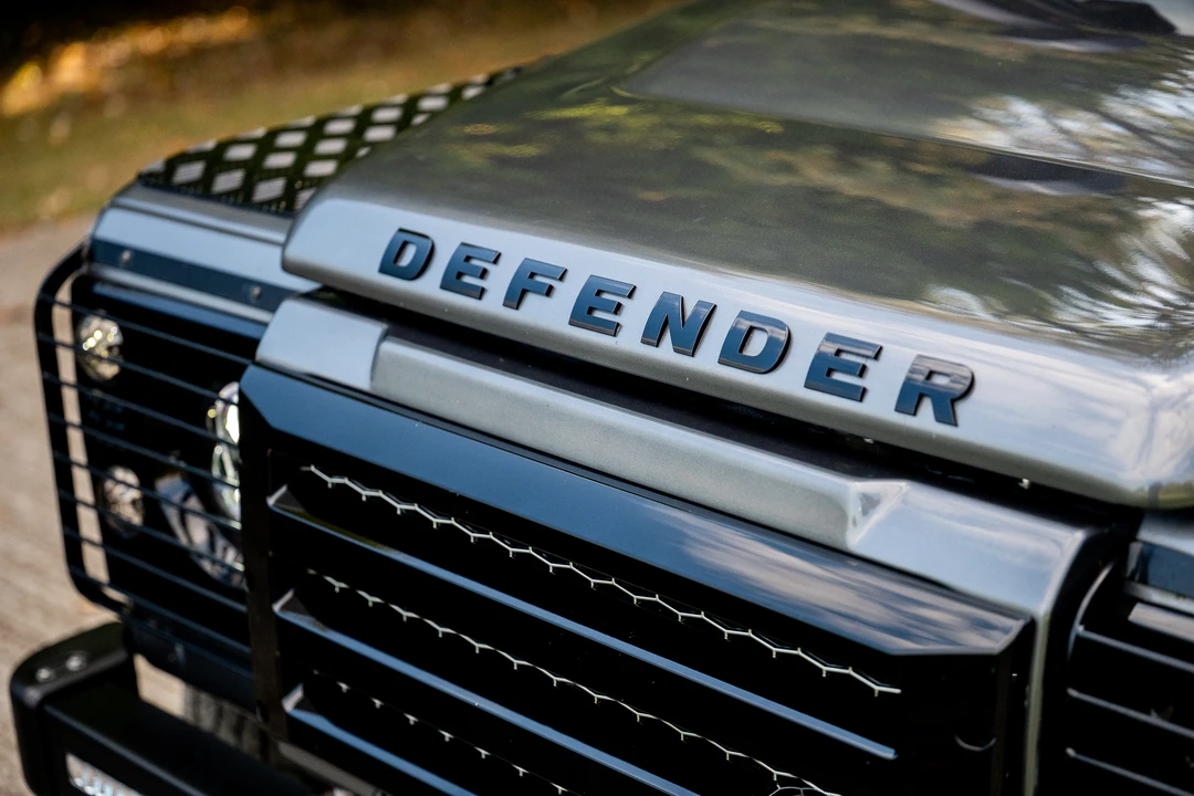 2013 Land Rover Defender 110 - Image 23 of 31
