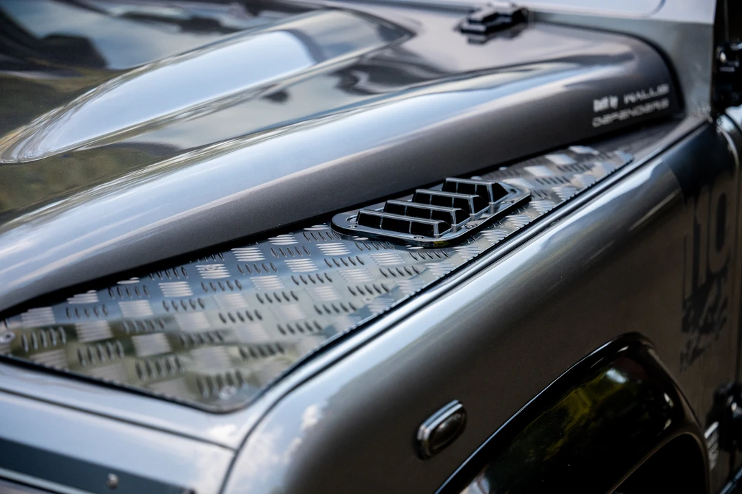 2013 Land Rover Defender 110 - Image 28 of 31