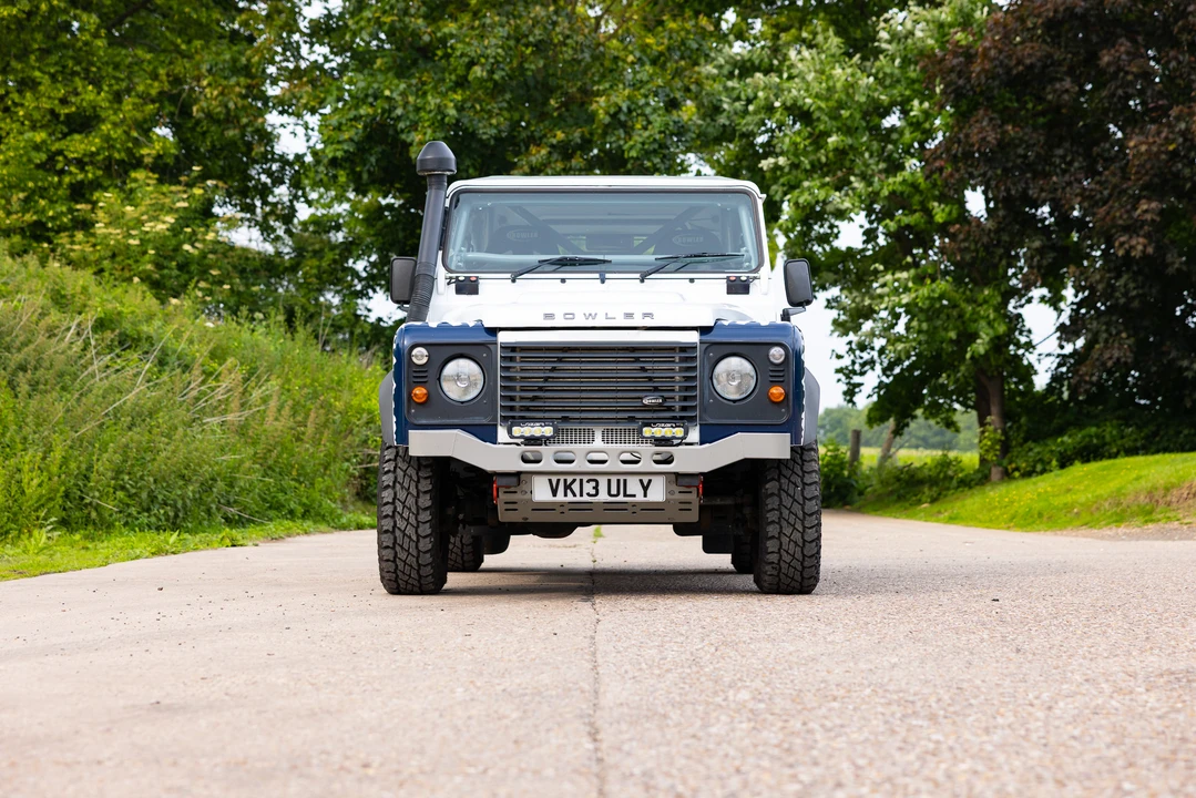 2014 Land Rover Defender 90 - Image 2 of 31
