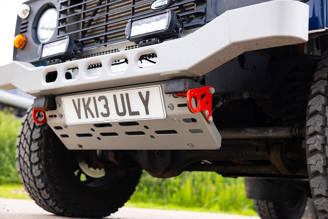 2014 Land Rover Defender 90 - Image 19 of 31