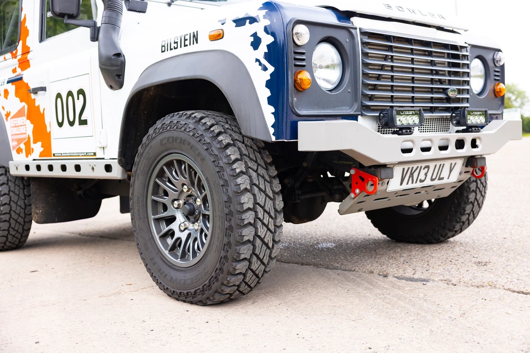 2014 Land Rover Defender 90 - Image 21 of 31