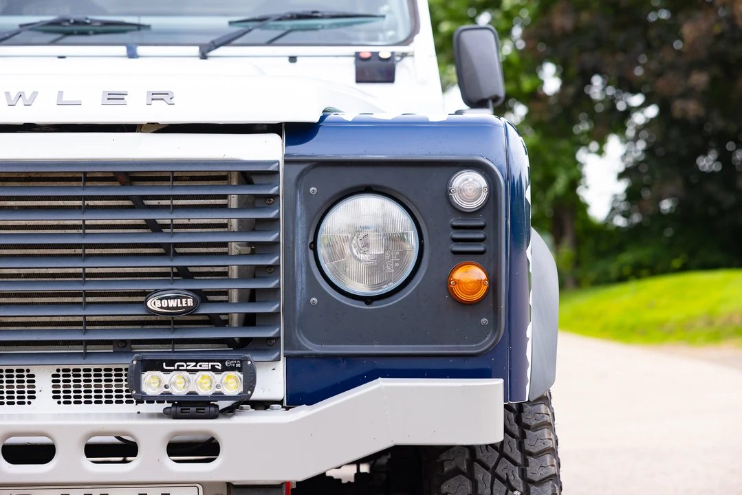 2014 Land Rover Defender 90 - Image 23 of 31