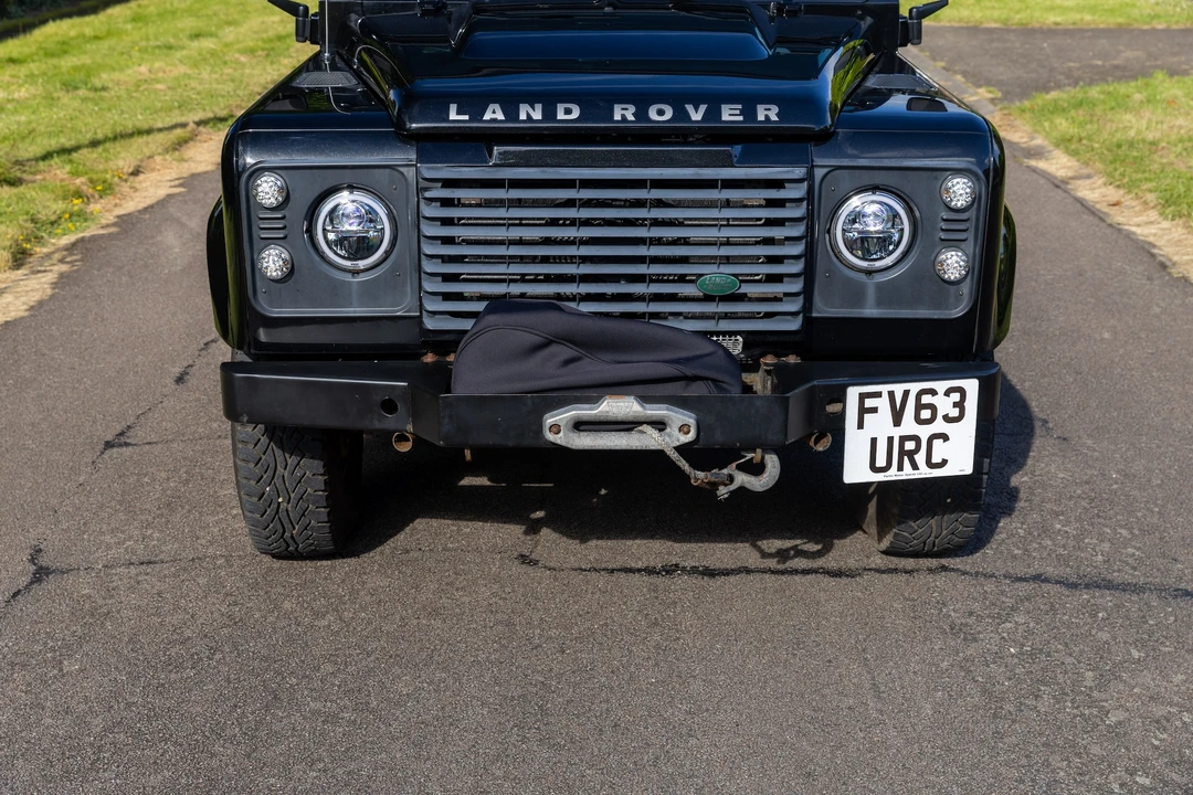 2013 Land Rover Defender 90 - Image 10 of 31