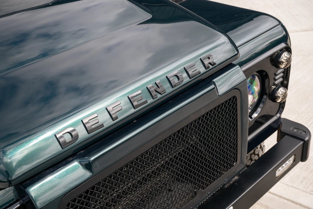 2013 Land Rover Defender 90 - Image 22 of 31