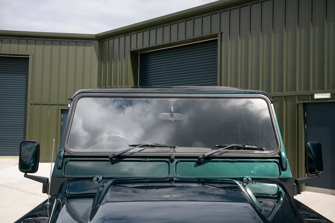 2013 Land Rover Defender 90 - Image 26 of 31