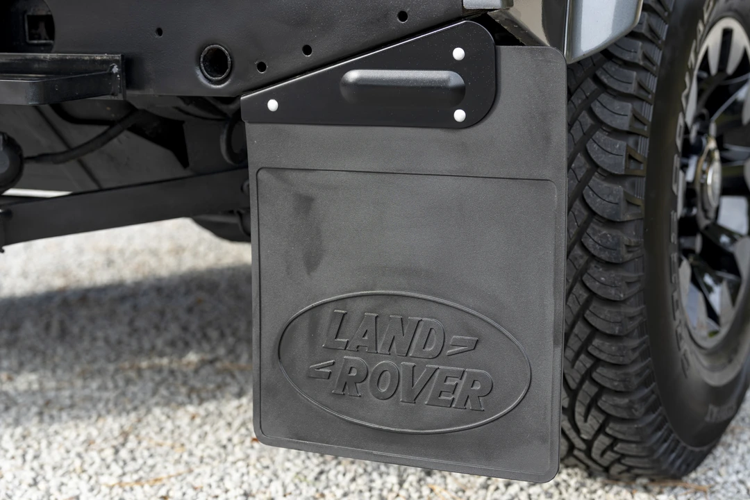 2013 Land Rover Defender 90 - Image 28 of 31