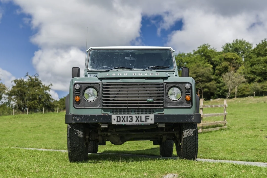 2013 Land Rover Defender 90 - Image 2 of 30