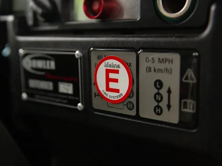 2013 Land Rover Defender 90 - Image 22 of 31