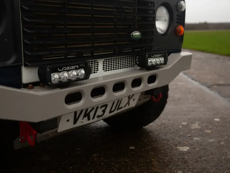 2013 Land Rover Defender 90 - Image 25 of 31