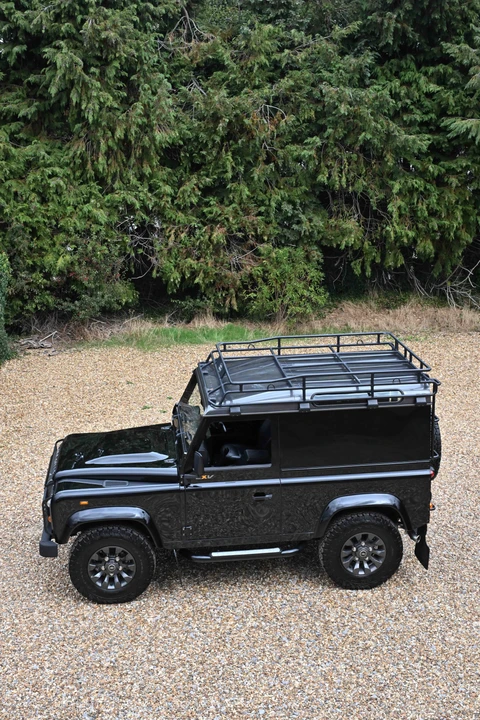 2013 Land Rover Defender 90 - Image 25 of 31