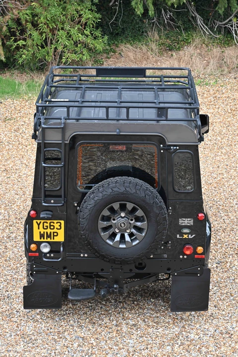 2013 Land Rover Defender 90 - Image 23 of 31