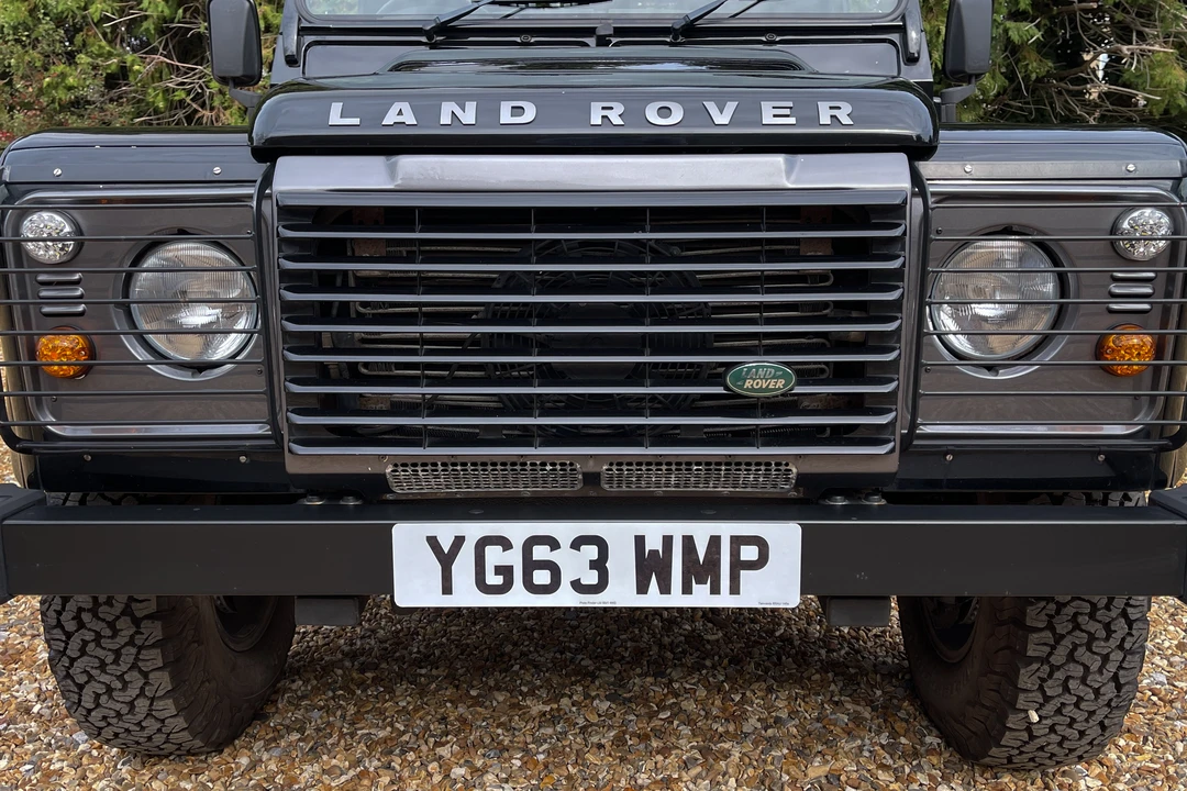 2013 Land Rover Defender 90 - Image 29 of 31