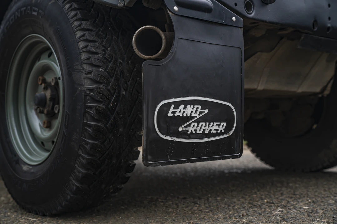 2013 Land Rover Defender 90 - Image 25 of 31