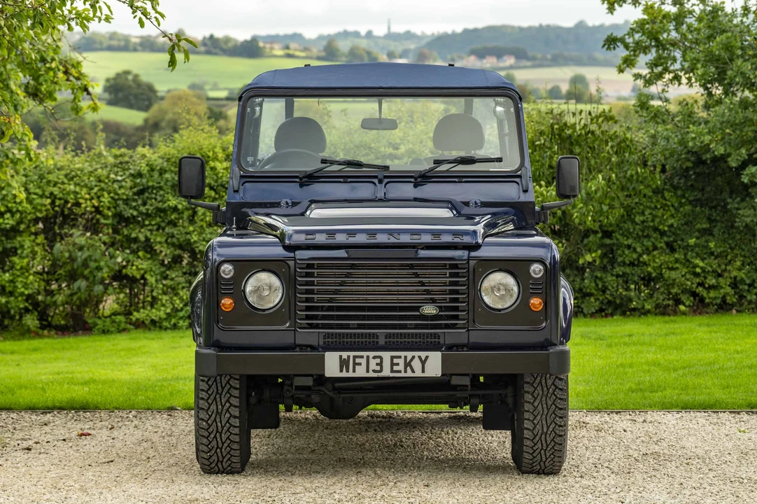 2013 Land Rover Defender 90 - Image 2 of 31