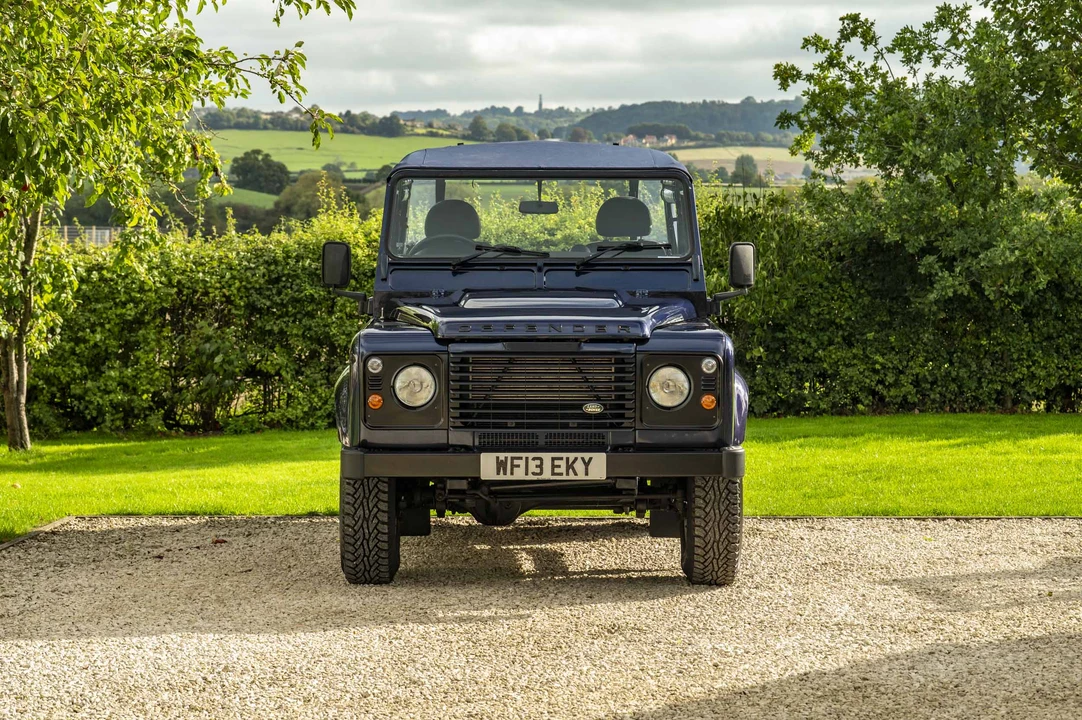 2013 Land Rover Defender 90 - Image 30 of 31