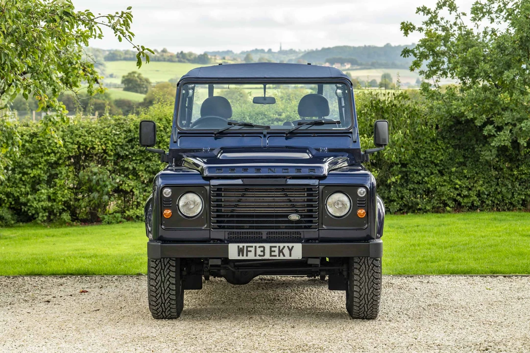 2013 Land Rover Defender 90 - Image 31 of 31