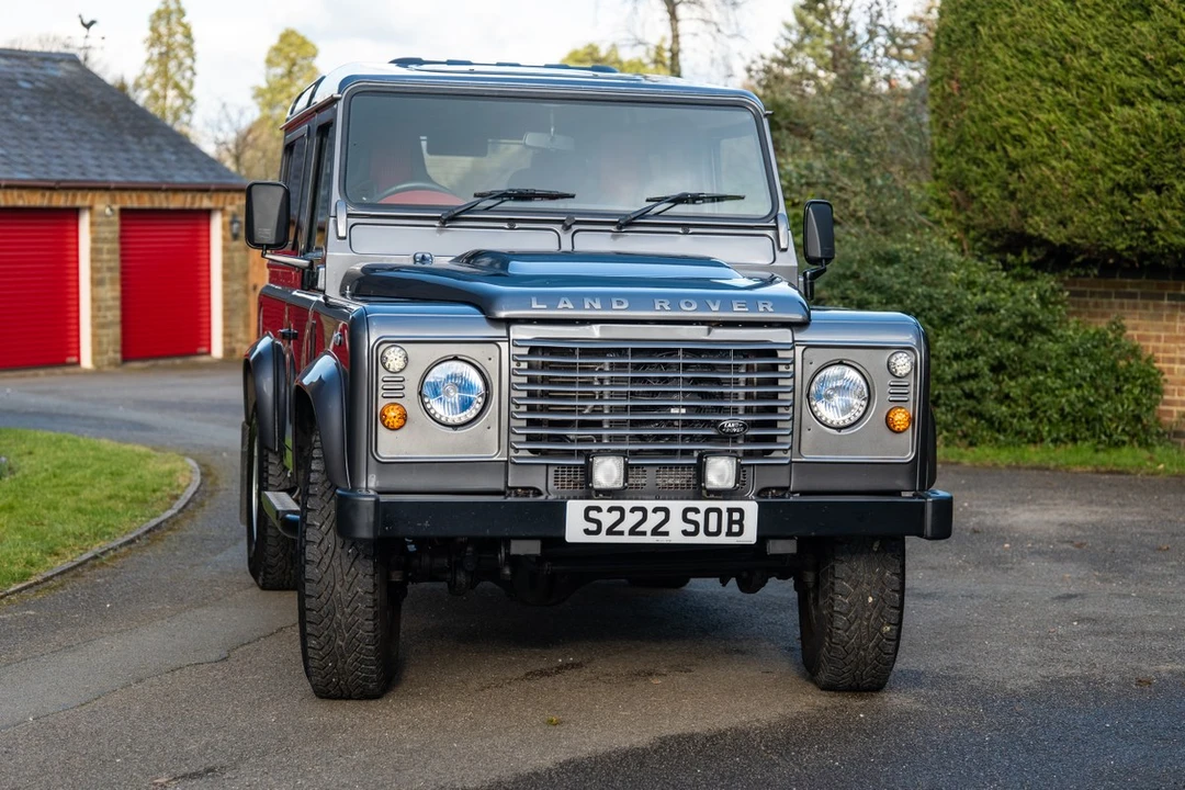2013 Land Rover Defender 90 - Image 17 of 30