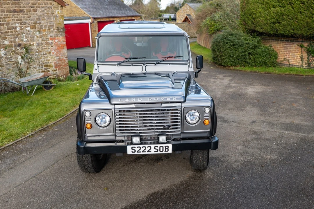 2013 Land Rover Defender 90 - Image 27 of 30