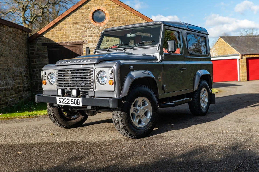 2013 Land Rover Defender 90 - Image 2 of 30