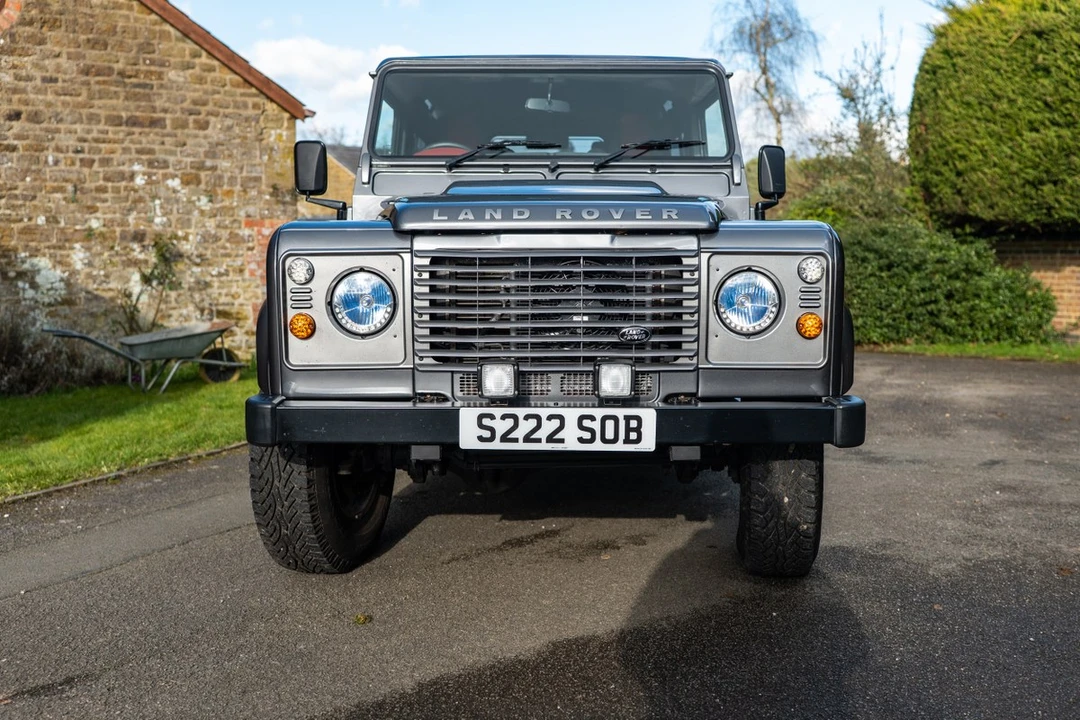 2013 Land Rover Defender 90 - Image 21 of 30
