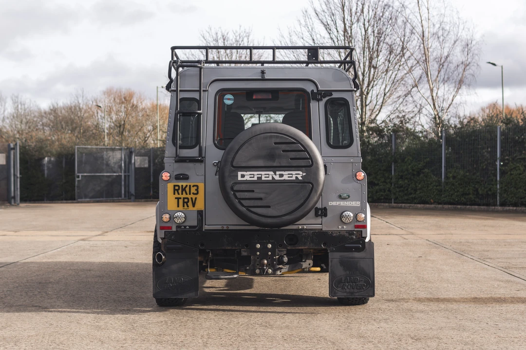 2013 Land Rover Defender 90 - Image 7 of 31