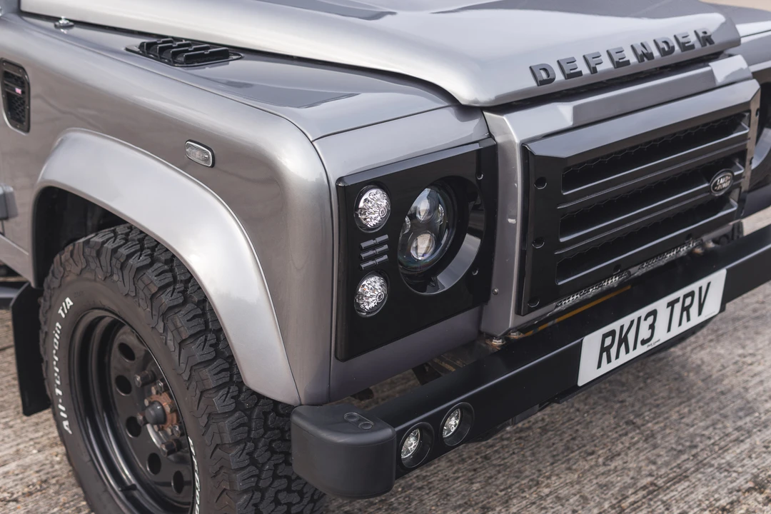 2013 Land Rover Defender 90 - Image 13 of 31