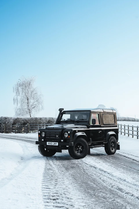 2013 Land Rover Defender 90 - Image 20 of 31