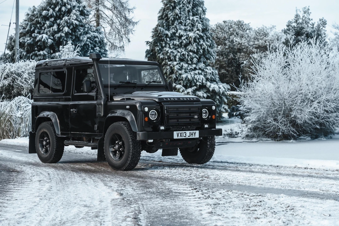 2013 Land Rover Defender 90 - Image 26 of 31