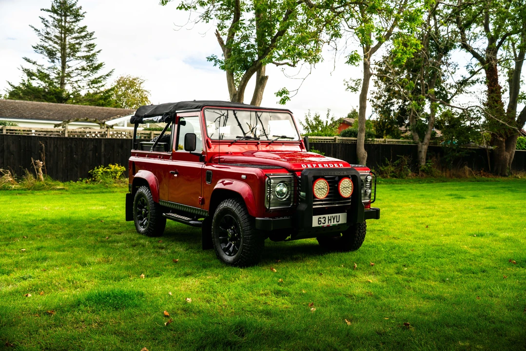 2013 Land Rover Defender 90 - Image 31 of 31