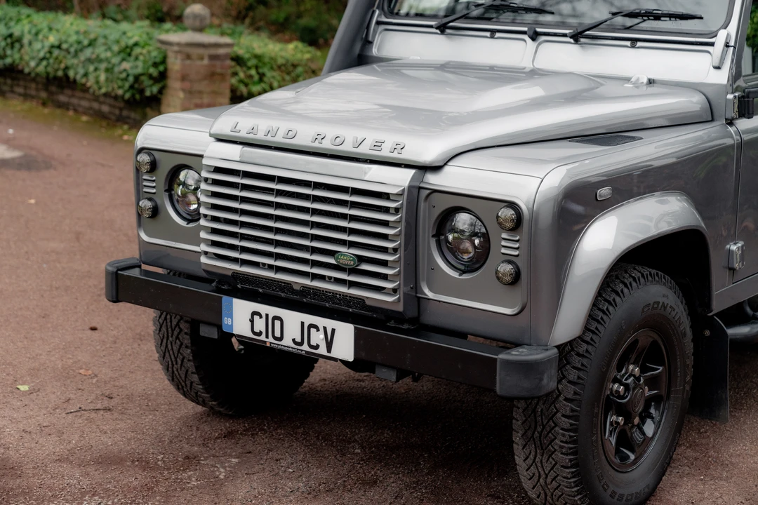 2013 Land Rover Defender 90 - Image 28 of 31