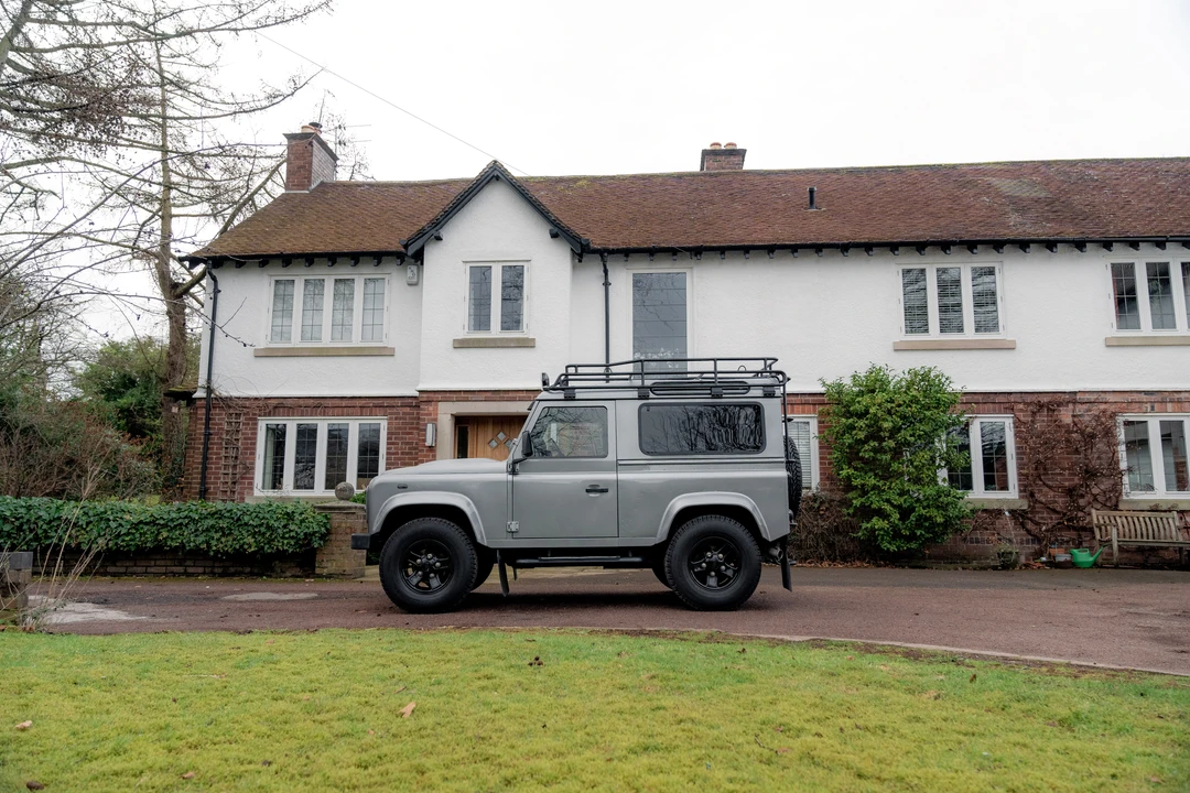 2013 Land Rover Defender 90 - Image 15 of 31