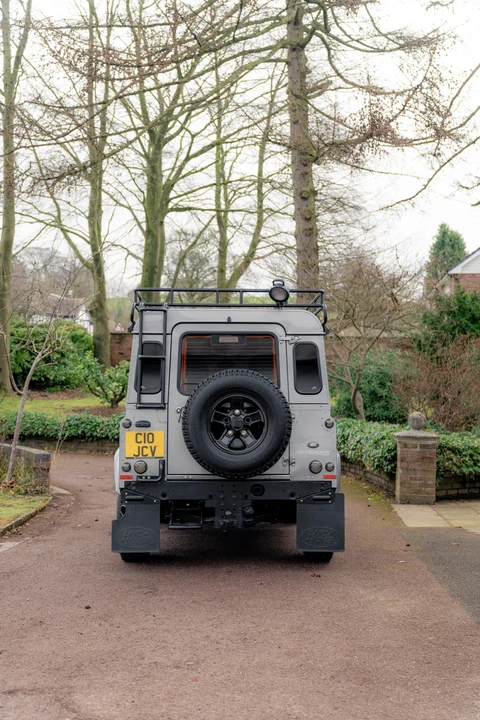 2013 Land Rover Defender 90 - Image 23 of 31