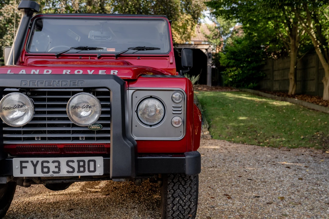2013 Land Rover Defender 90 - Image 25 of 31