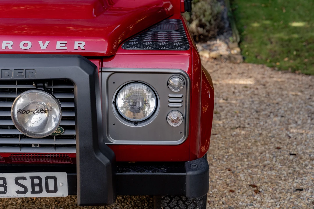 2013 Land Rover Defender 90 - Image 27 of 31