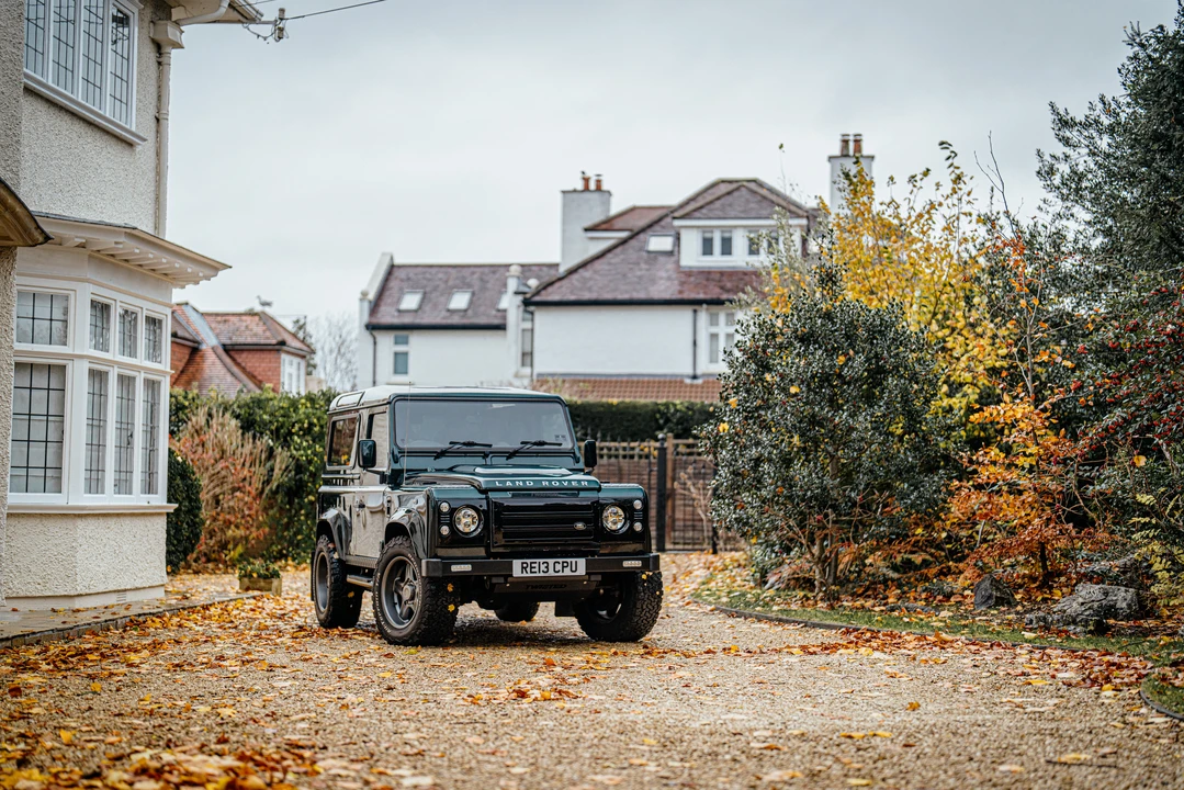 2013 Land Rover Defender 90 - Image 19 of 31