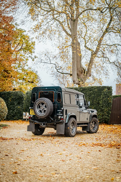 2013 Land Rover Defender 90 - Image 25 of 31