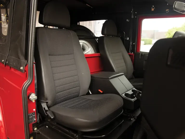 2013 Land Rover Defender - Image 15 of 24