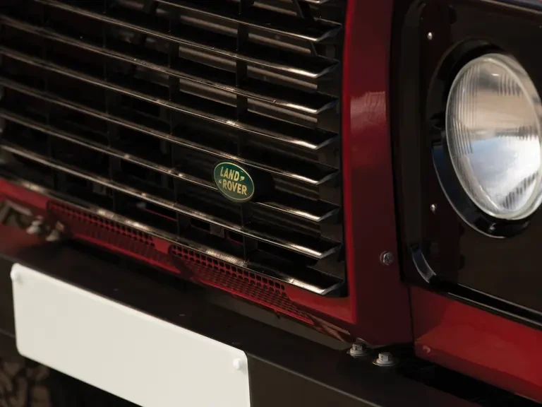 2013 Land Rover Defender - Image 8 of 24