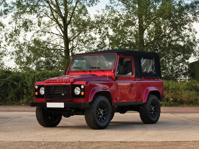 2013 Land Rover Defender - Image 2 of 24