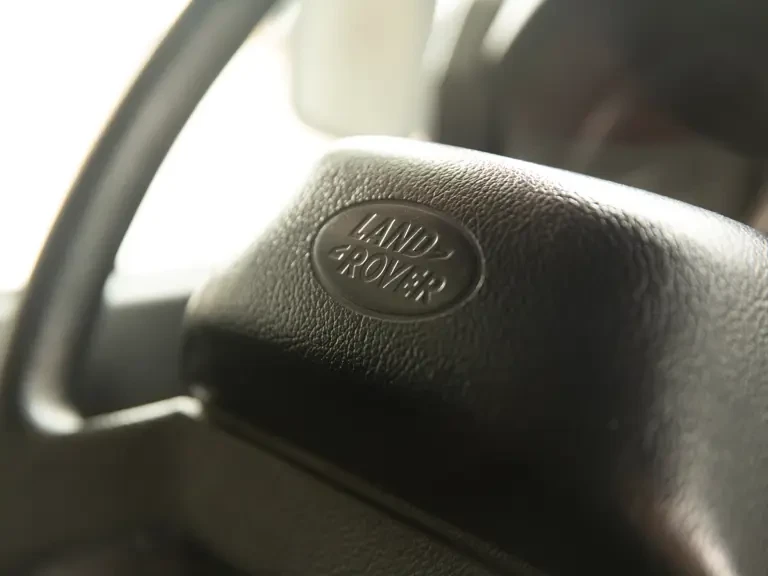 2013 Land Rover Defender - Image 11 of 24