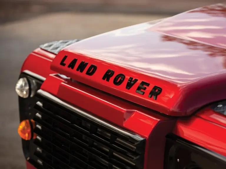 2013 Land Rover Defender - Image 7 of 24