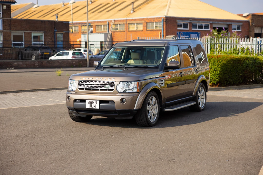 2013 Land Rover Discovery 4th Gen - Image 9 of 31