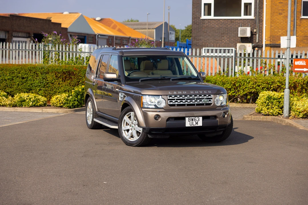 2013 Land Rover Discovery 4th Gen - Image 19 of 31